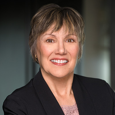Lori Woeste Headshot